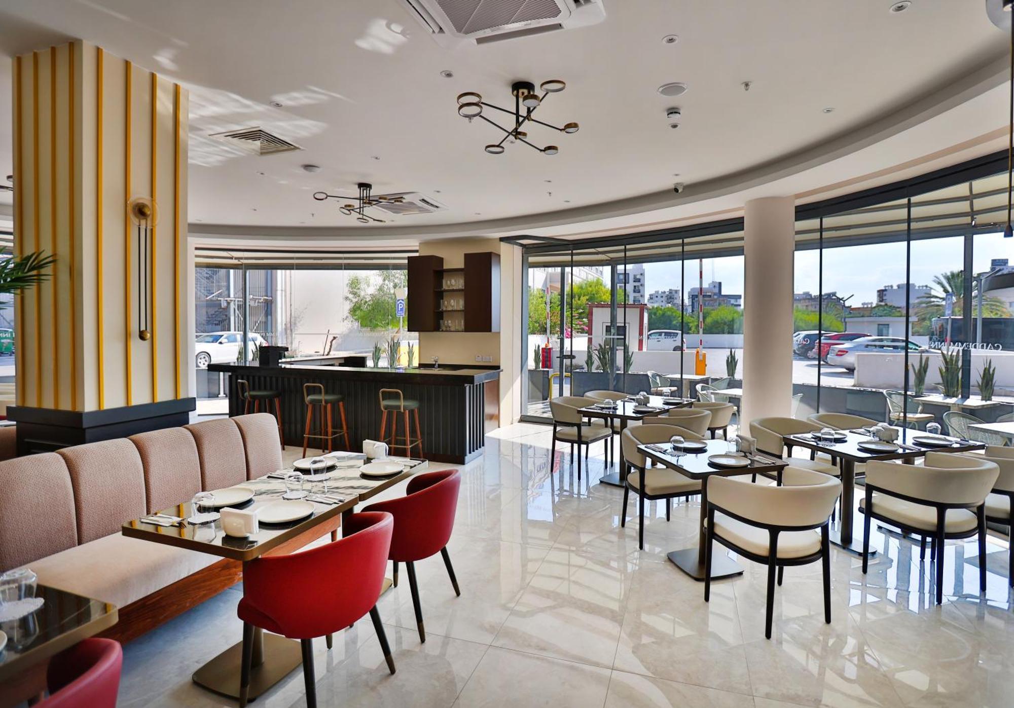 Caddem Inn Hotel Famagusta  Bagian luar foto