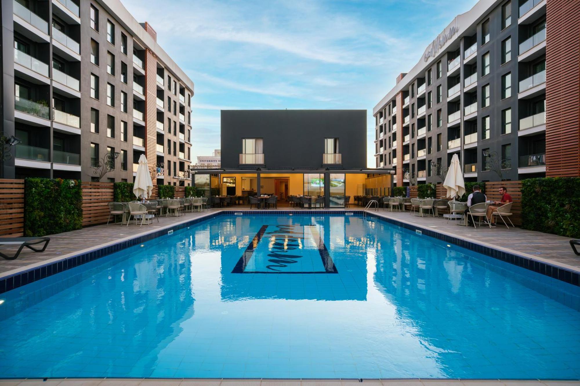 Caddem Inn Hotel Famagusta  Bagian luar foto