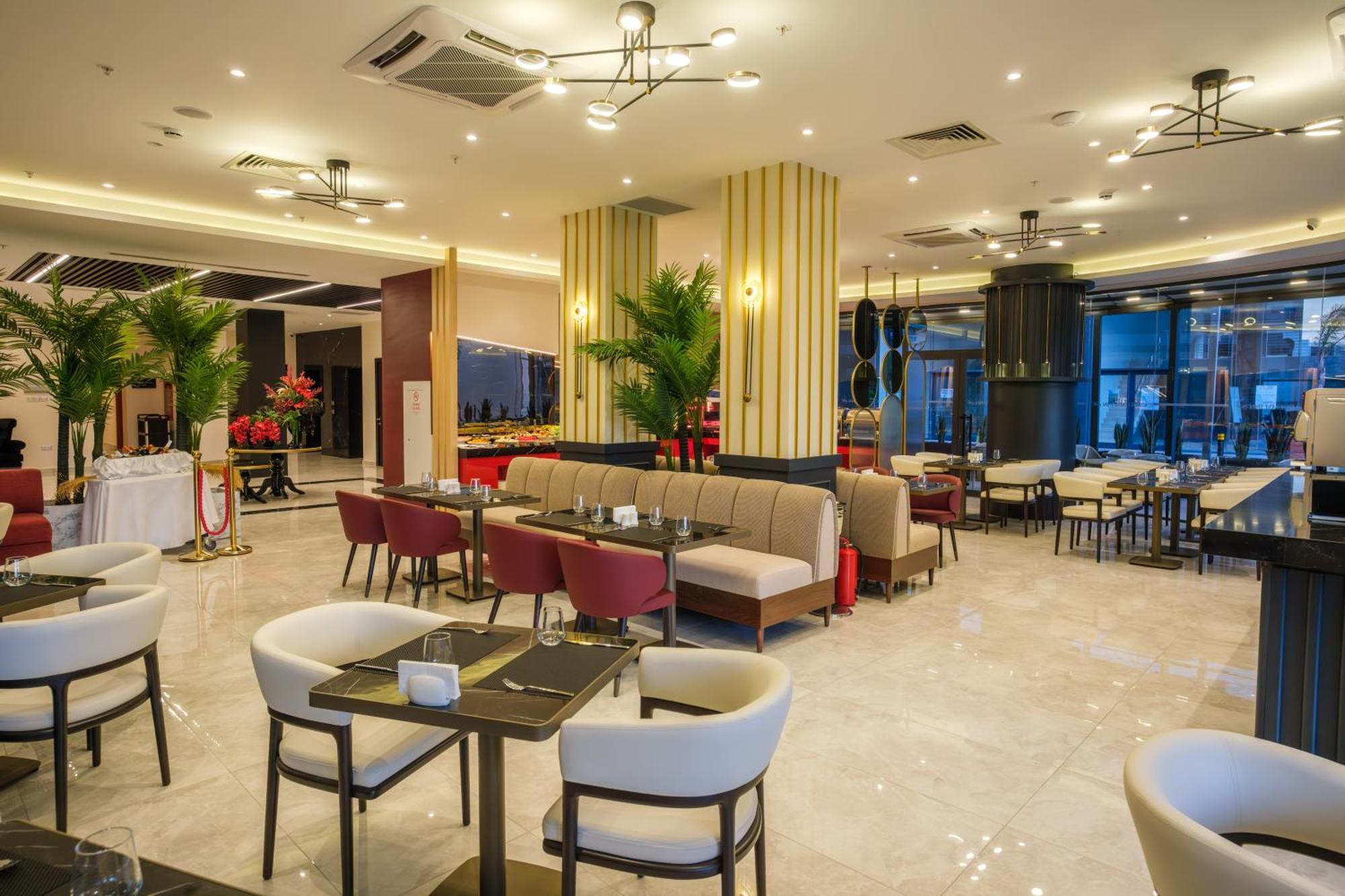Caddem Inn Hotel Famagusta  Bagian luar foto