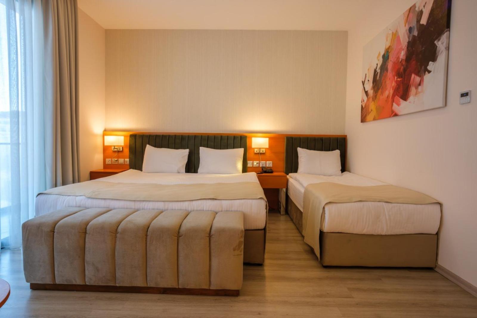Caddem Inn Hotel Famagusta  Bagian luar foto