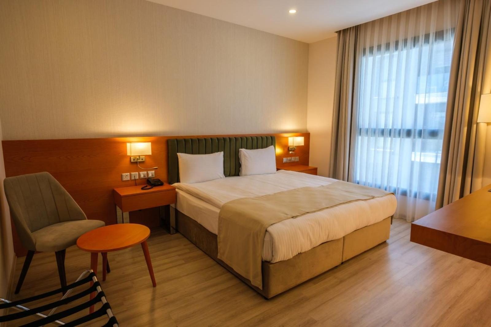 Caddem Inn Hotel Famagusta  Bagian luar foto